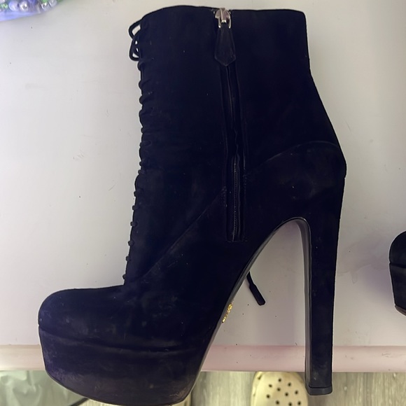 Prada black suede lace up in the front and a zipper on inside - Picture 4 of 15